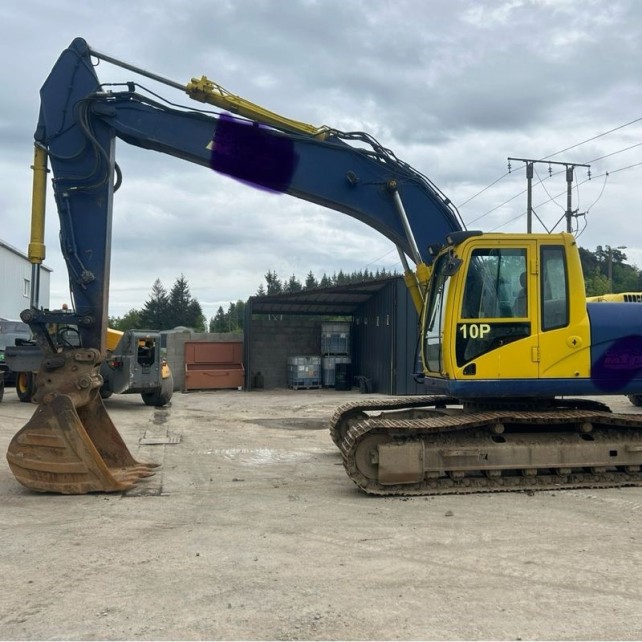 PELLE CATERPILLAR 320D